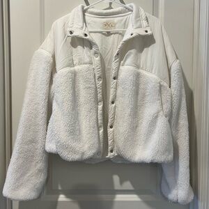 Thread Supply white sherpa